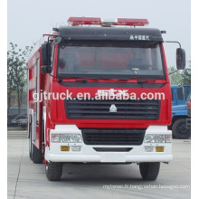 Camion de pompier militaire de Sinotruk HOWO / camion de pompiers / camion de lutte contre l&#39;incendie / camion de pompiers de mousse / camion de pompiers de l&#39;eau / camion de pompiers de poudre